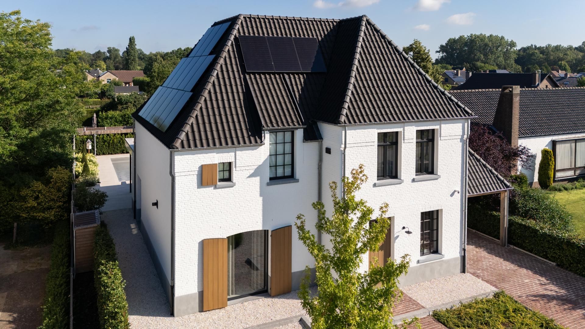 15 voltooide gezinswoning